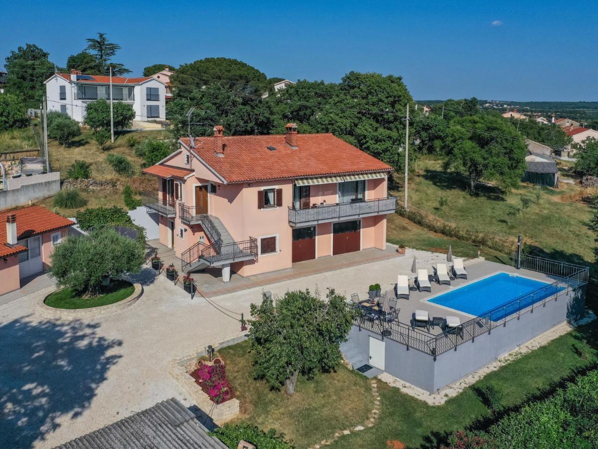 Holiday Home Legovic By Interhome Kaštelir Kültér fotó