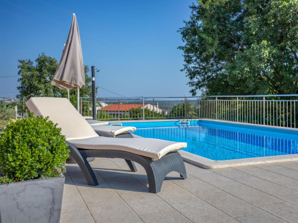 Holiday Home Legovic By Interhome Kaštelir Kültér fotó